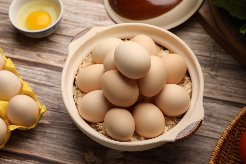 Food prices in Thailand continue to rise: Pork, eggs and cooking oil are the main categories experiencing price increases.